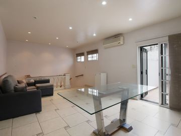 OPORTUNIDAD:PH 3 AMB + PATIO + BALCÓN SIN EXPENSAS