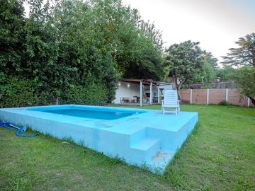 Venta Casa Quinta 4 Amb. con Pileta, Pontevedra