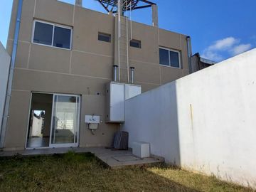 DUPLEX A ESTRENAR CON COCHERA APTO CRÉDITO-CUOTAS