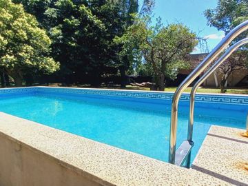 HERMOSA QUINTA EN VENTA CON POSIBILIDAD DE PERMUTA