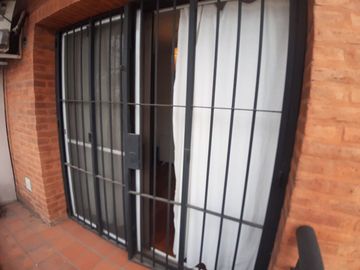 VENTA DEPARTAMENTO 2 AMB. EN SAN ISIDRO CENTRO