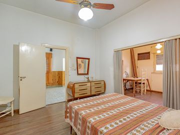 Venta Casa 4 ambientes Palomar jardin parrilla