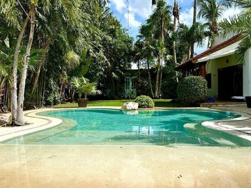 HERMOSA CASA EN VENTA EN MONTEBELLO