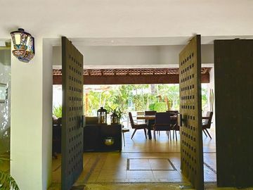 HERMOSA CASA EN VENTA EN MONTEBELLO