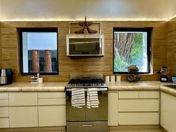 HERMOSA CASA EN VENTA EN MONTEBELLO