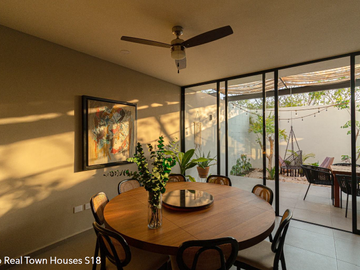 Townhouse de 3 recámaras en VENTA en Temozón Norte, Mérida