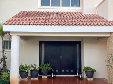 Residencia en VENTA Montes de Amé – Diseño, Exclusividad y Confort
