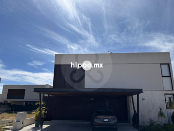 Casa en venta en Lomas del Campanario