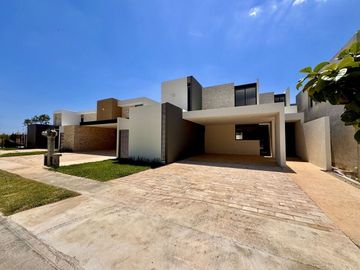 Casa en Venta en Cholul, Mérida Yucatán