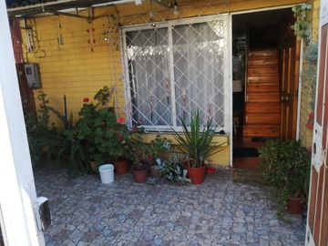 COMODA CASA A LA VENTA EN CONCHALI