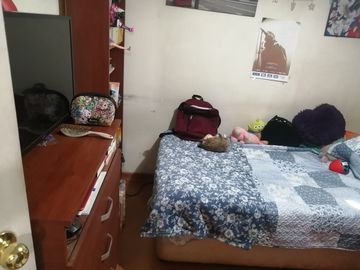 COMODA CASA A LA VENTA EN CONCHALI