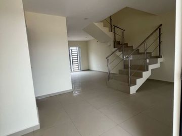CASA EN VENTA EN FRACC. LOS MEZCALES, CULIACAN, SINALOA