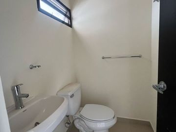 CASA EN VENTA EN FRACC. LOS MEZCALES, CULIACAN, SINALOA
