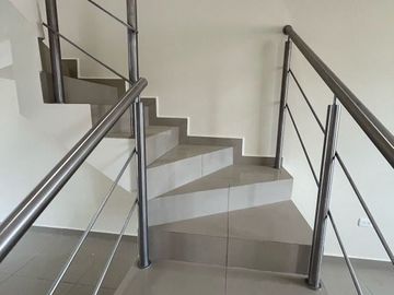 CASA EN VENTA EN FRACC. LOS MEZCALES, CULIACAN, SINALOA