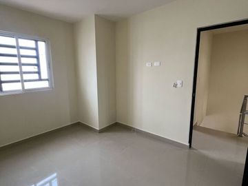 CASA EN VENTA EN FRACC. LOS MEZCALES, CULIACAN, SINALOA