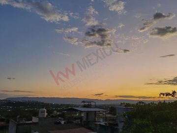 Casa en Venta – Diseño Moderno y Alberca en Zona Norte Poniente