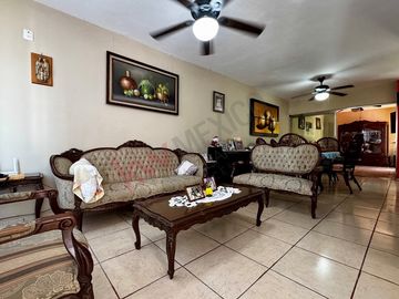 En venta casa en Residencial Bonanza