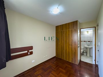 Duplex de 200 m2 con 5 dormitorios y terraza