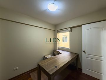 Duplex de 200 m2 con 5 dormitorios y terraza