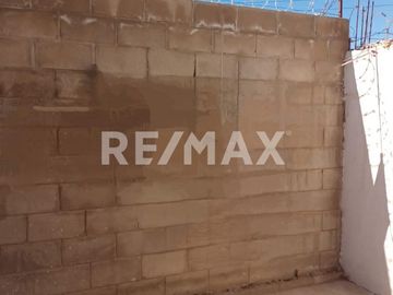 Casa en Venta en Privada Villas del Cedro III - (3)