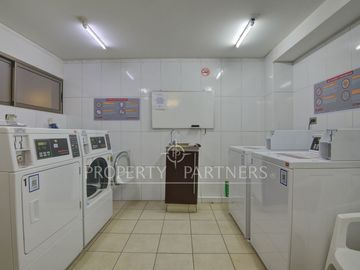 Parque Araucano/Departamento de categoría, renovado y con vista consolidada/3D/3B