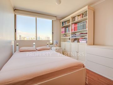Parque Araucano/Departamento de categoría, renovado y con vista consolidada/3D/3B