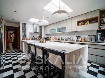 Casa en Venta en Henry Cahill N°3100, en la comuna de San Pedro de la Paz