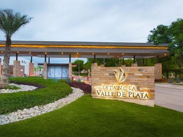 CASA EN VENTA EN ESTANCIAS VALLE DE PLATA APODACA