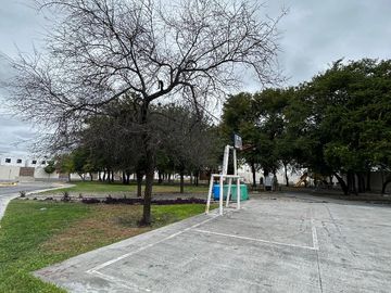 CASA EN VENTA EN ESTANCIAS VALLE DE PLATA APODACA