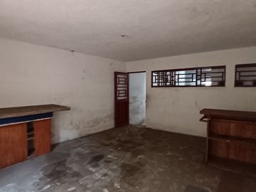 Edificio amplio en venta, 2 locales al frente y 2 niveles. Tapachula Chiapas