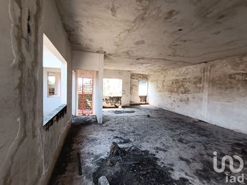 Edificio amplio en venta, 2 locales al frente y 2 niveles. Tapachula Chiapas