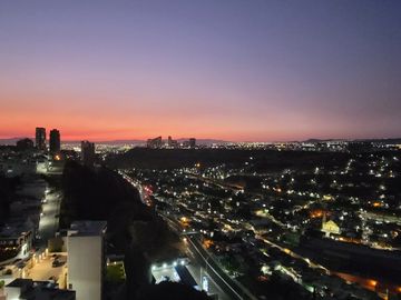 VENTA EN LUMA CITY VIVE EN PENTHOUSE PREMIUM ALBERCA TECHADA AMPLIAS TERRAZAS MILENIO III QUERETARO