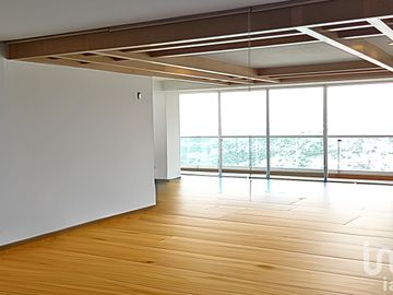 VENTA EN LUMA CITY VIVE EN PENTHOUSE PREMIUM ALBERCA TECHADA AMPLIAS TERRAZAS MILENIO III QUERETARO
