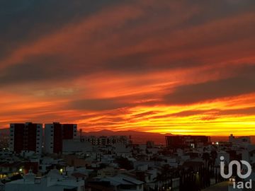 VENTA EN LUMA CITY VIVE EN PENTHOUSE PREMIUM ALBERCA TECHADA AMPLIAS TERRAZAS MILENIO III QUERETARO