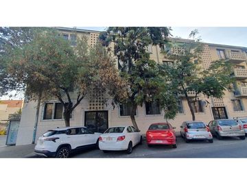 Barrio Universitario/Metro Los Héroes y Santa Ana