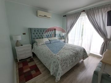 ¡Tu Casa Soñada En Huechuraba Espera por Ti!
