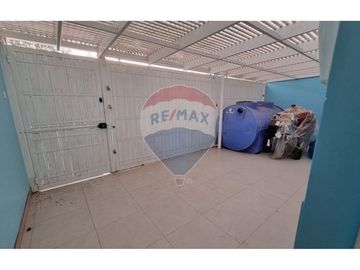 CASA AMPLIA  4 DORMITORIOS SECTOR AVDA BRASIL