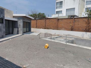 Casa en Venta en Punta Tiburón