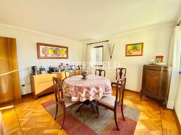 Cerro Alegre, Valparaíso. Casa en 4 niveles 750 m2 de terreno.