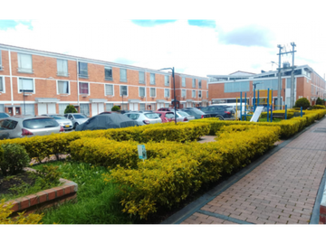 Venta de Casa en Laureles de Nueva Castilla - El Tintal, Bogotá