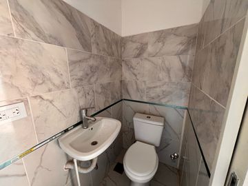 Casa en Venta 2 dormitorios con pileta en Funes