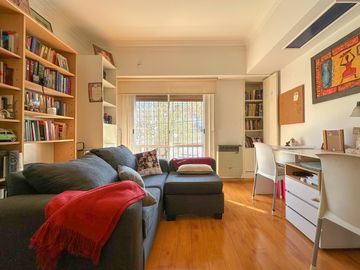 Casa en venta en Lanús Este con patio y piscina