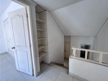 Venta OPORTUNIDAD de Casa 4 niveles Conjunto Cerrado