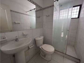 Venta OPORTUNIDAD de Casa 4 niveles Conjunto Cerrado