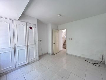 Venta OPORTUNIDAD de Casa 4 niveles Conjunto Cerrado