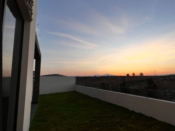 CASA EN VENTA LOMALTA, TRES MARÍAS