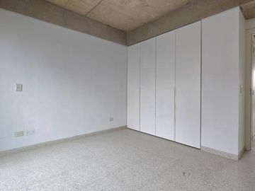 DEPARTAMENTO 4 AMBIENTES EN Vte Lopez