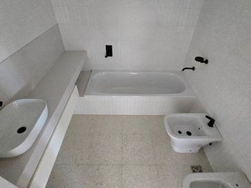 DEPARTAMENTO 4 AMBIENTES EN Vte Lopez