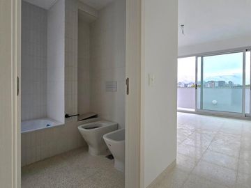 DEPARTAMENTO 4 AMBIENTES EN Vte Lopez