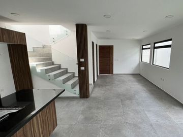 CASA EN VENTA CAÑADAS DEL BOSQUE LT. 25